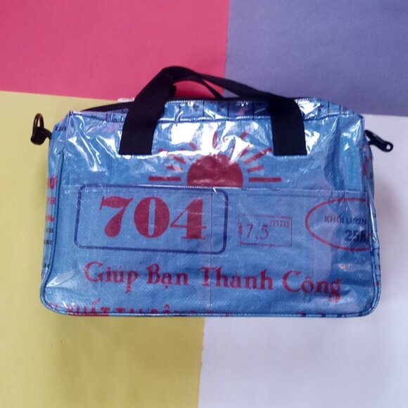 COPY - Catfish Handmade In Cambodia Traders 100% Recycled Material Messenger Bag - Picture 3 of 10